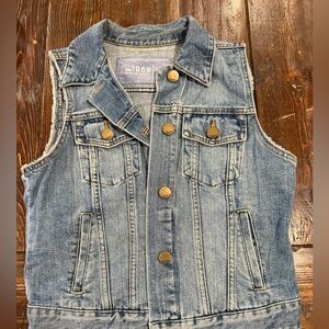 GAP 1969 Jean / Denim Vest - Women’s Size XS 2010